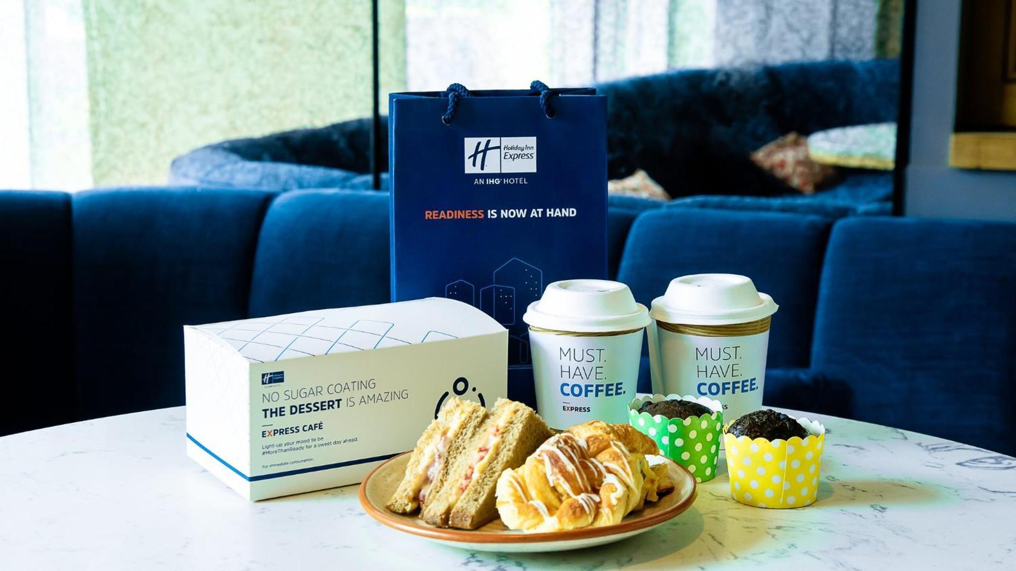 Holiday Inn Express Greater Noida Knowledge Park By Ihg Екстериор снимка