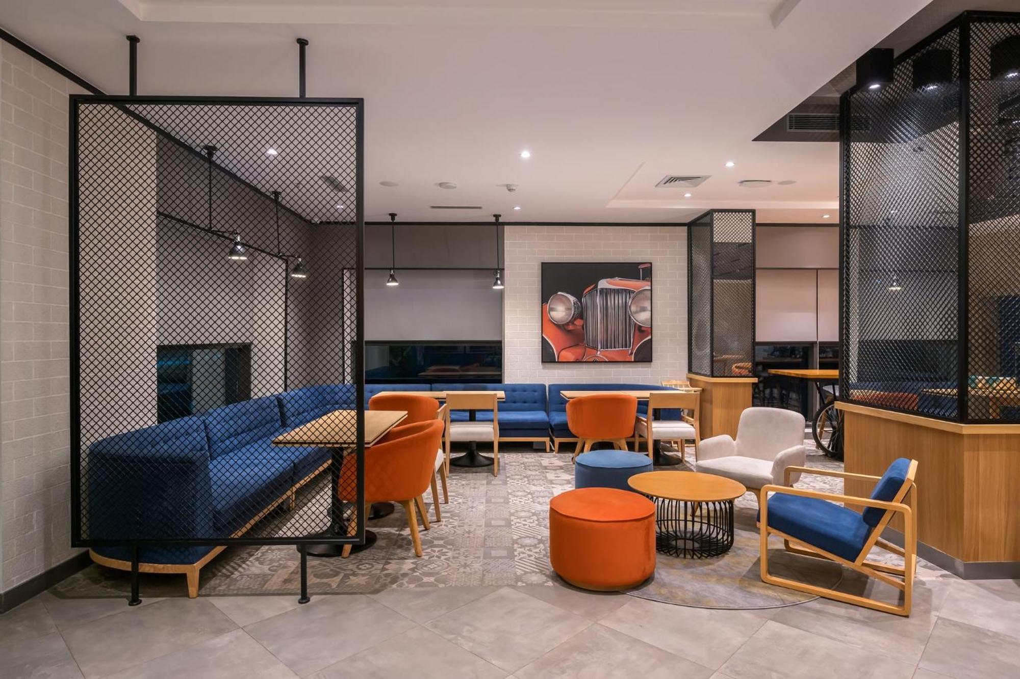 Holiday Inn Express Greater Noida Knowledge Park By Ihg Екстериор снимка