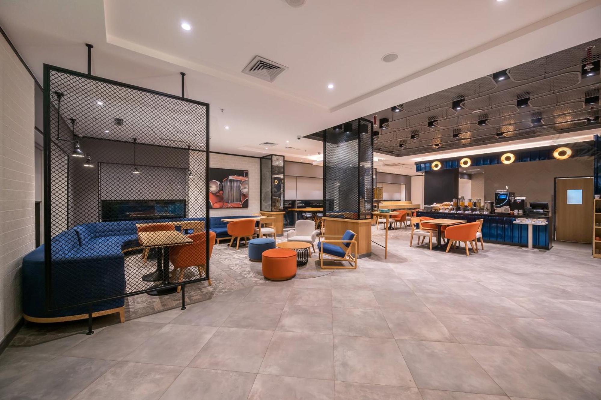 Holiday Inn Express Greater Noida Knowledge Park By Ihg Екстериор снимка